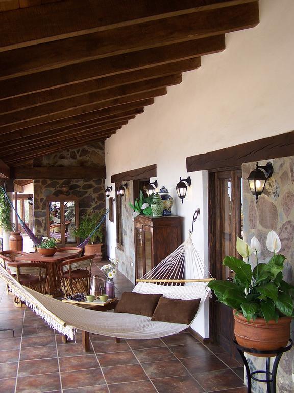 Hotel Villa Cassis Tapalpa Kamer foto