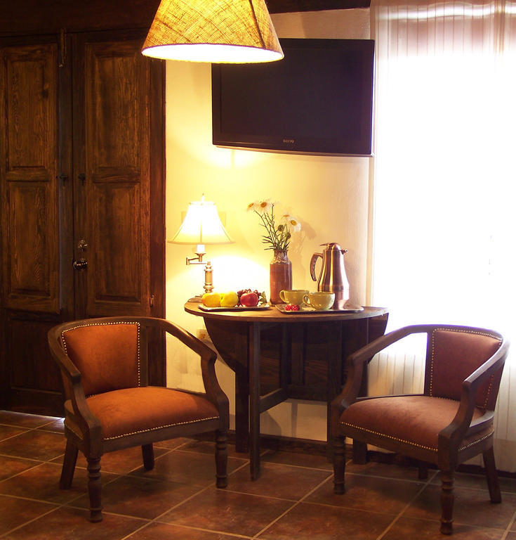 Hotel Villa Cassis Tapalpa Kamer foto