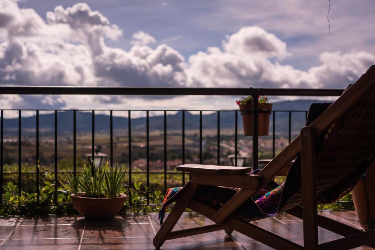 Hotel Villa Cassis Tapalpa Buitenkant foto